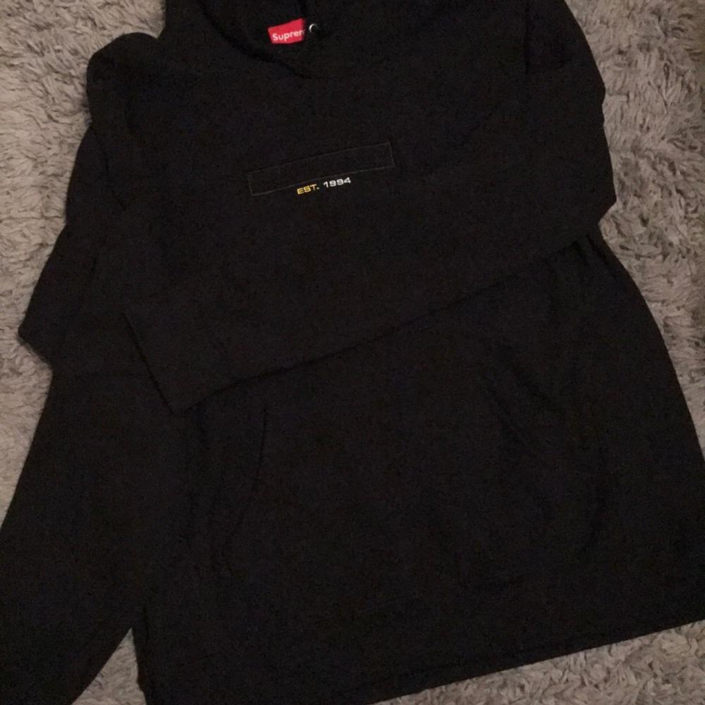 X large Supreme hoodie